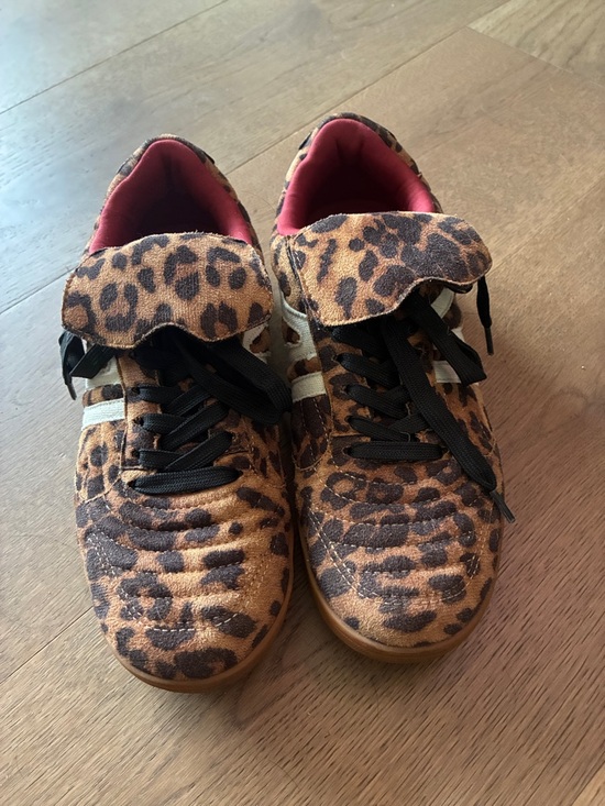 Steve Madden Shoes - Steve Madden Leopard Print Sneakers with Pink Liner